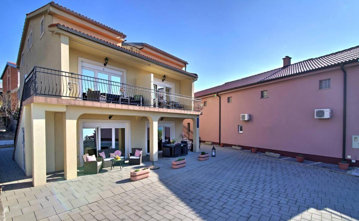 Apartments Prpic 1,Senj Senj  Eksteriør bilde