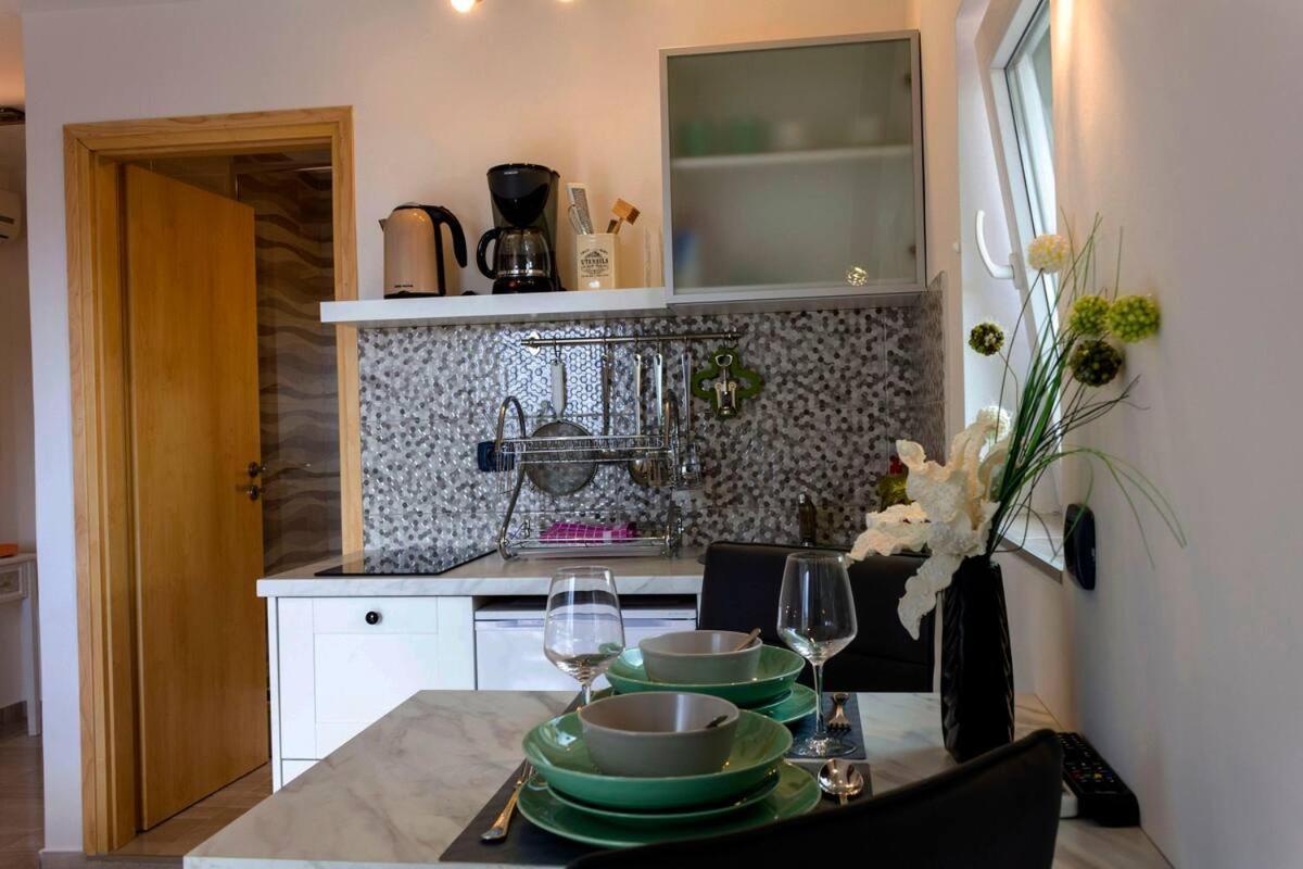 Apartments Prpic 1,Senj Senj  Eksteriør bilde